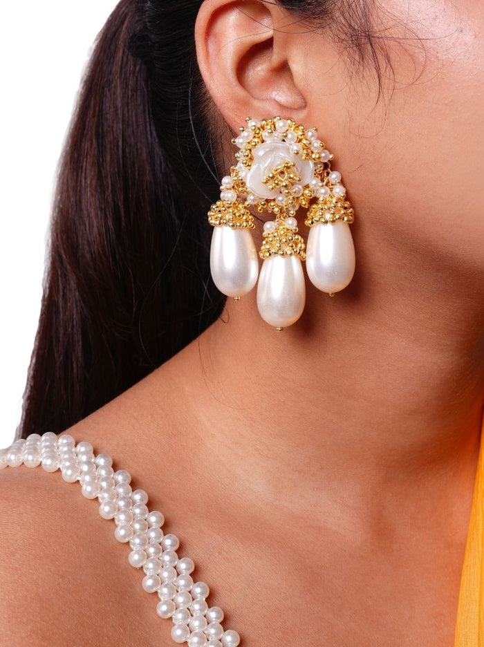 Amna Earring
