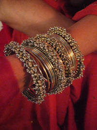 Bina Bangle Set