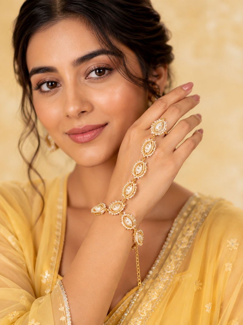 Ranya Hathphool