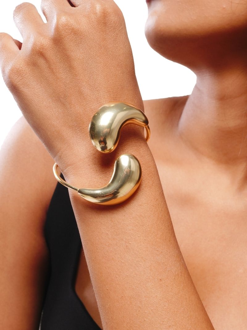 Cora Cuff
