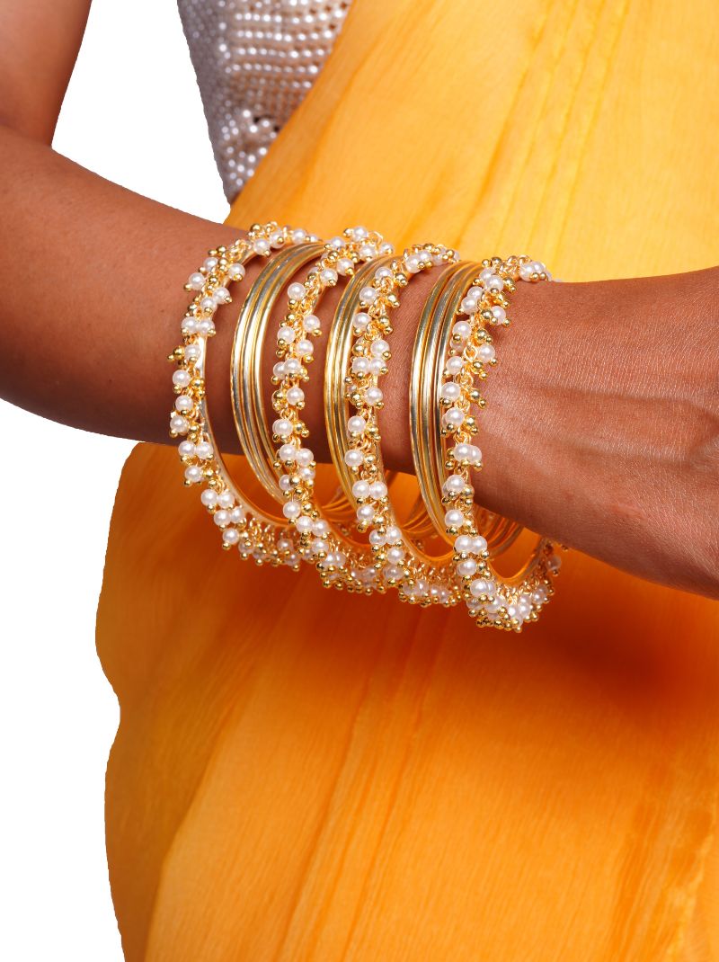 Hrida Bangle Set