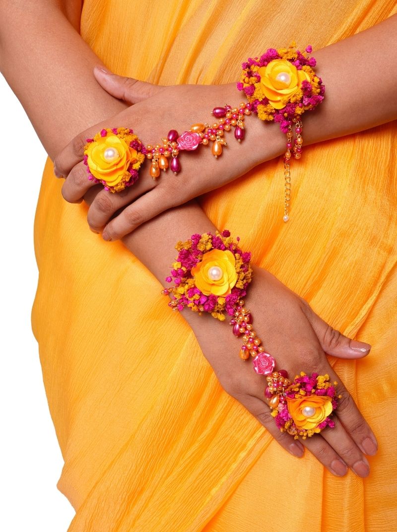 JuhiKalika Haathphool