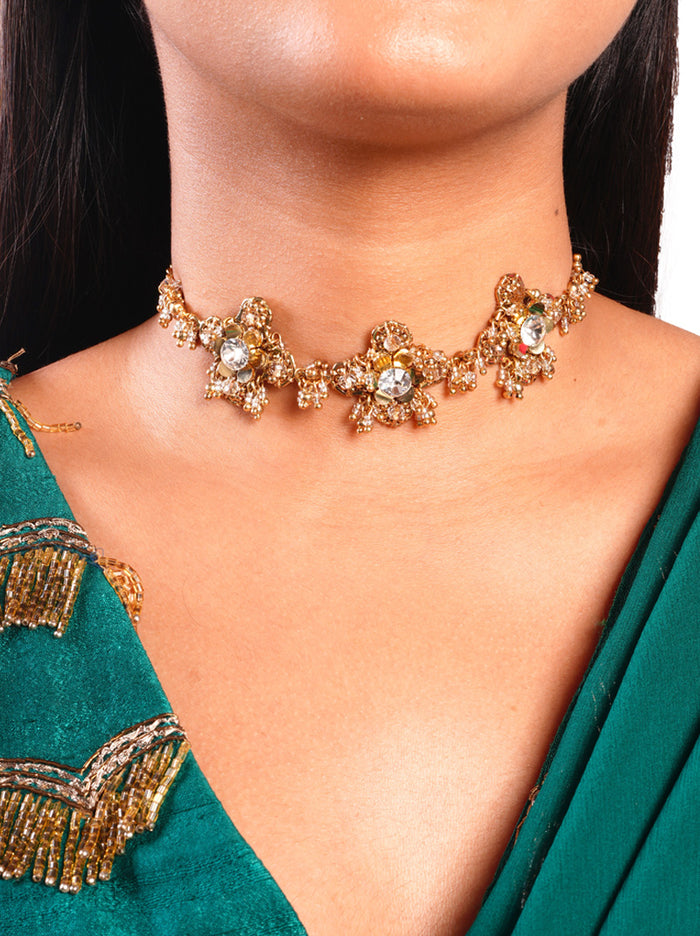 Manjari Choker