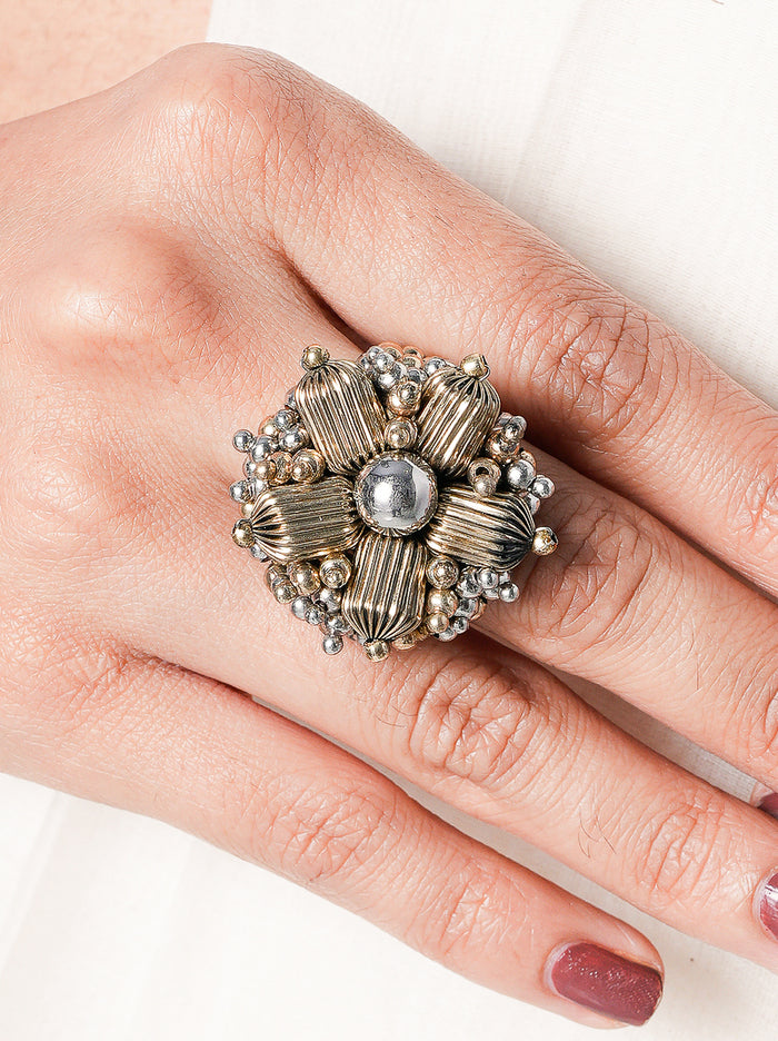 Mohita Ring