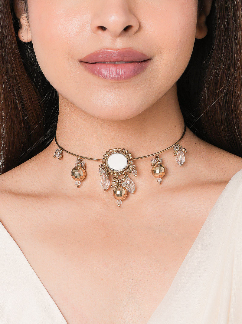 Pihu Choker