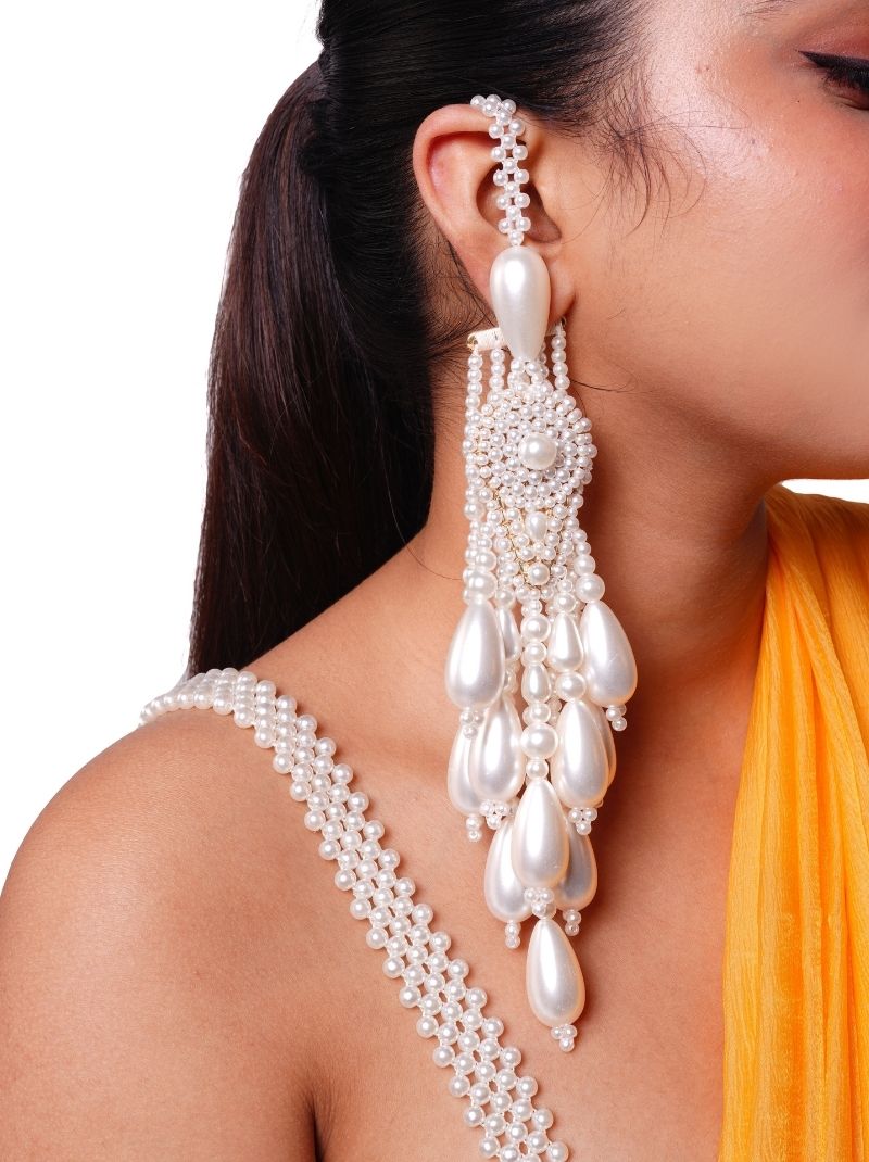 Raahi Earrings
