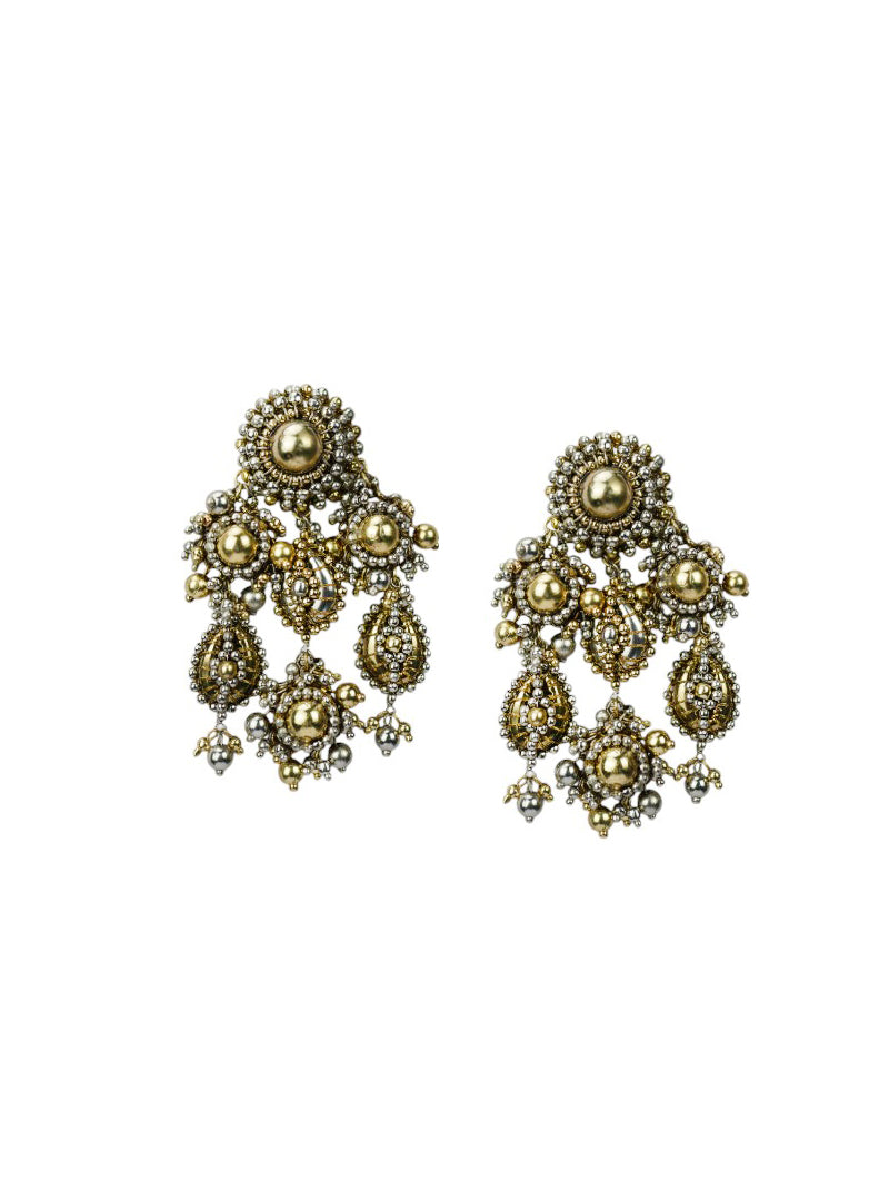 Saanvi Earrings