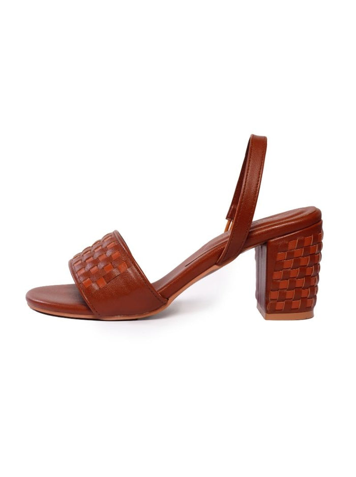 Selah Heels