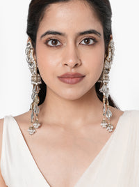 Sonia Antique Fashion Earchain handcrafted with natural shells, layered shell chains, faux pearl embroidery, delicate glass bead tassels, and an Antique Tone Finish, perfect for Haldi, Mehndi, destination weddings, beach weddings, receptions, and luxury bridal styling.