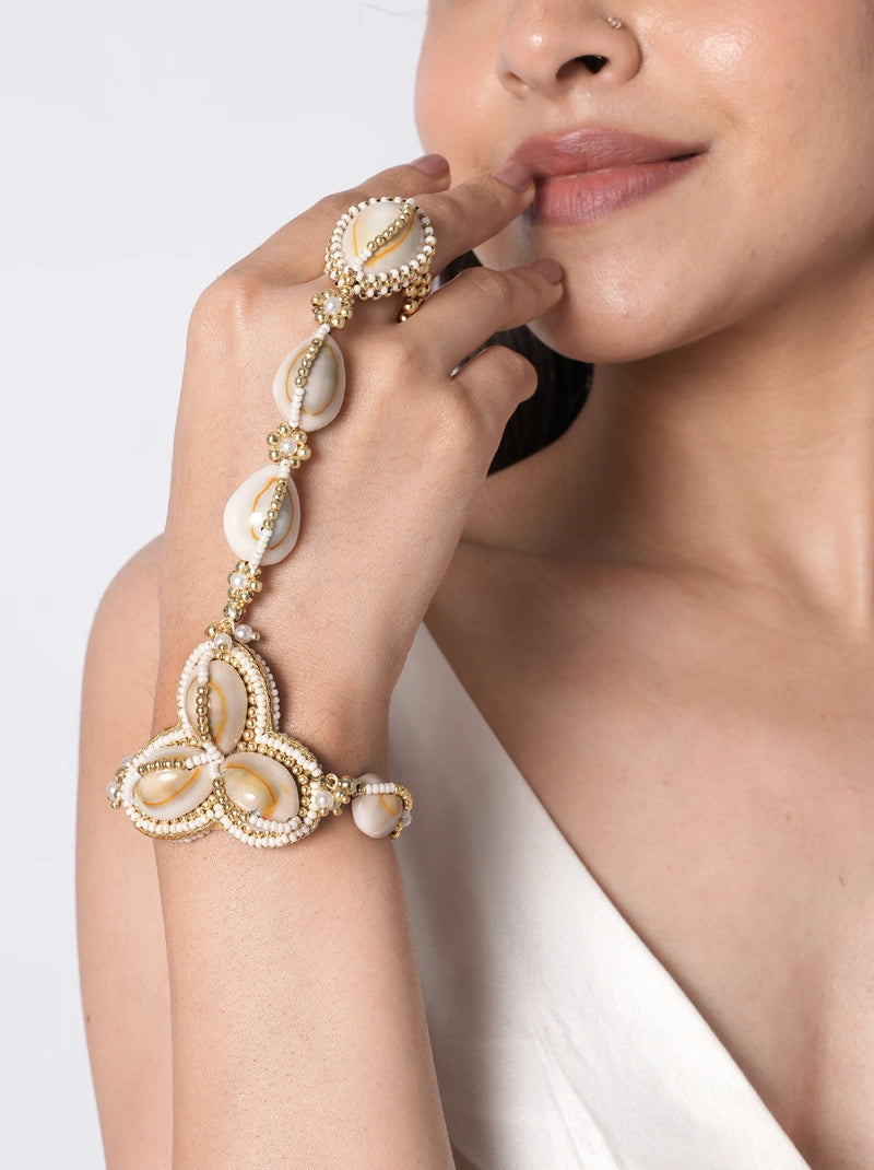 Sudiksha Shell Pearl Hathphool