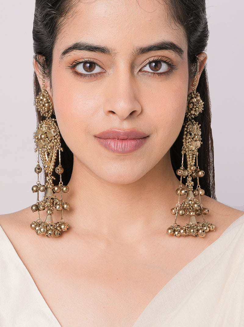 Suhavi Earrings