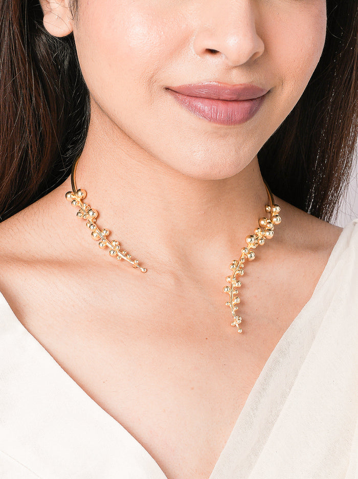 Ava Choker