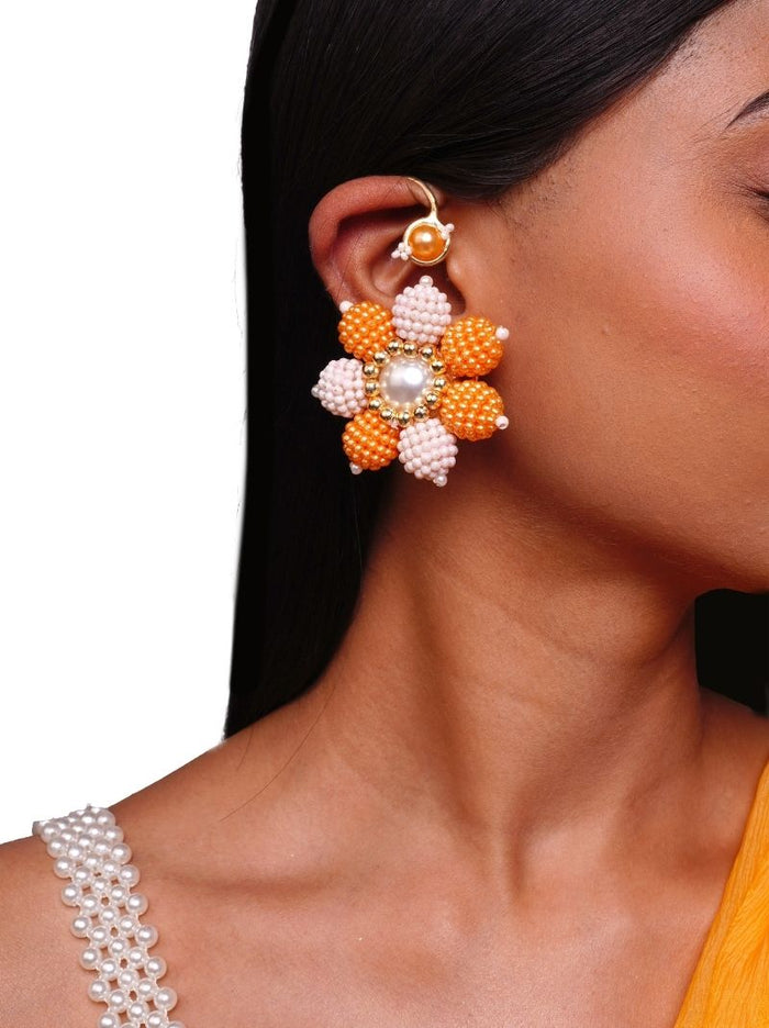 Vilasini Earcuff