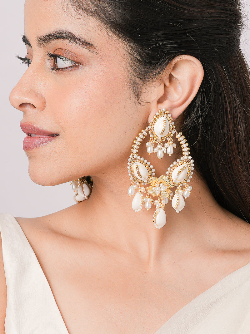 Wariya Cowrie Shell Earrings