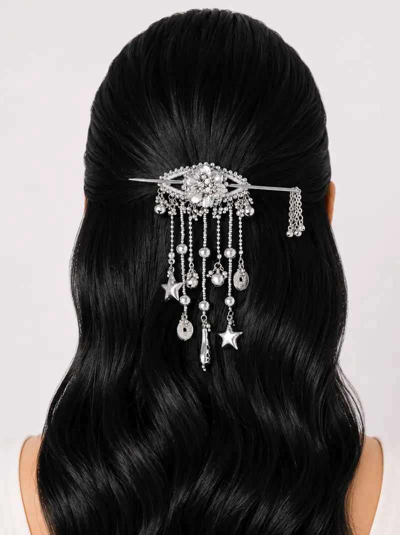 Divija Bridal Hair Clip