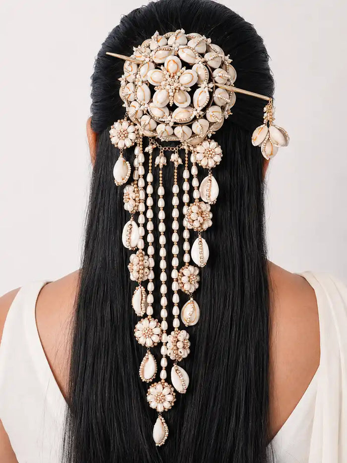 Krisha Shell Hair Bun