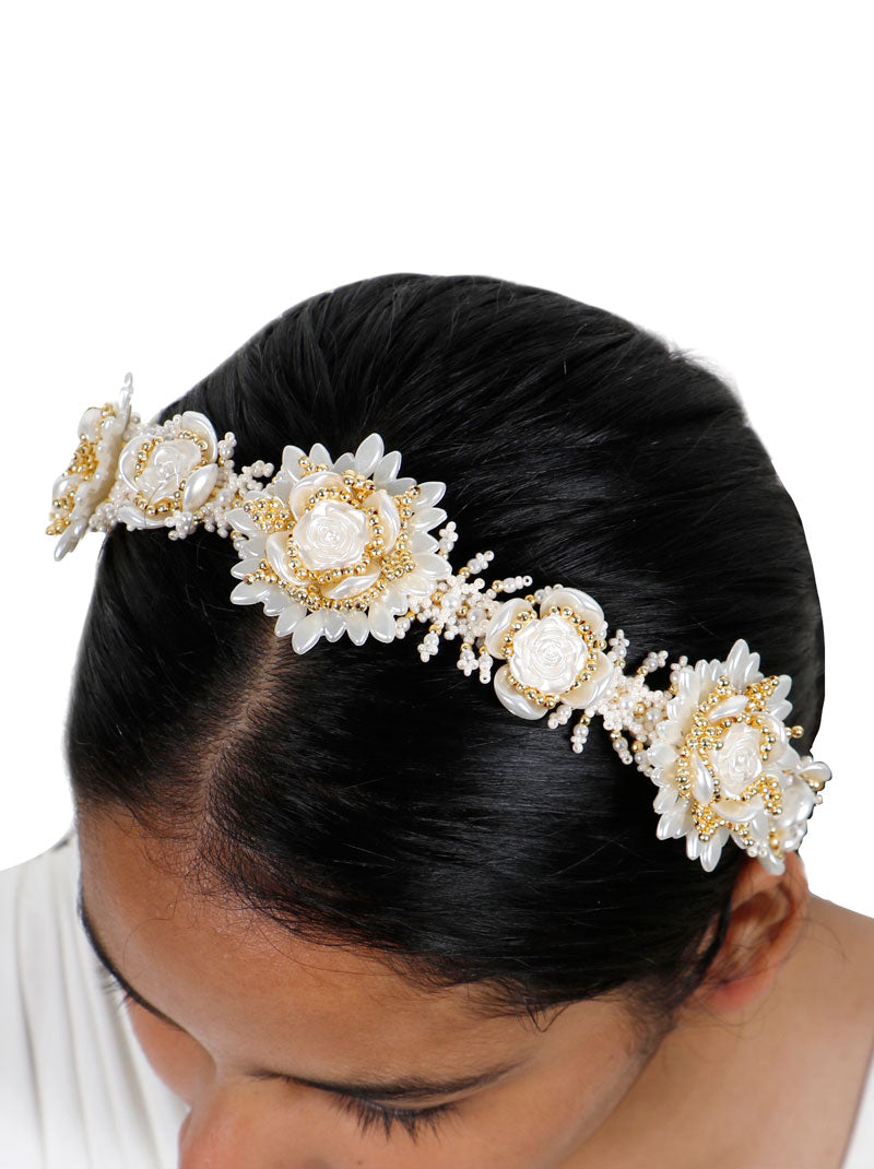 Pavitra Hairband