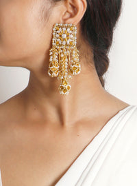 Kamya Earrings