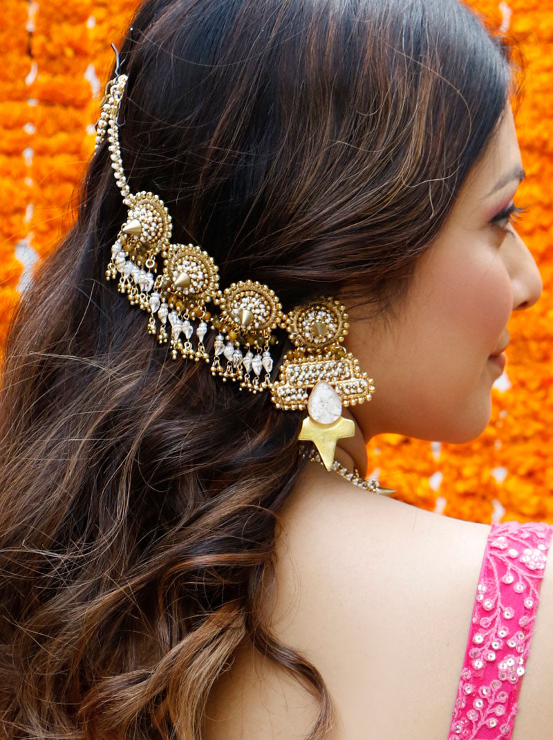 Zoya Earrings Vaidaan